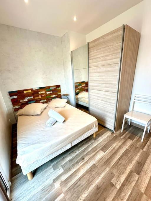 Appartement Avec 4 Chambres Doubles - Proche De La Mer, Des Transports Et De La Promenade Des Anglais Nice Luaran gambar