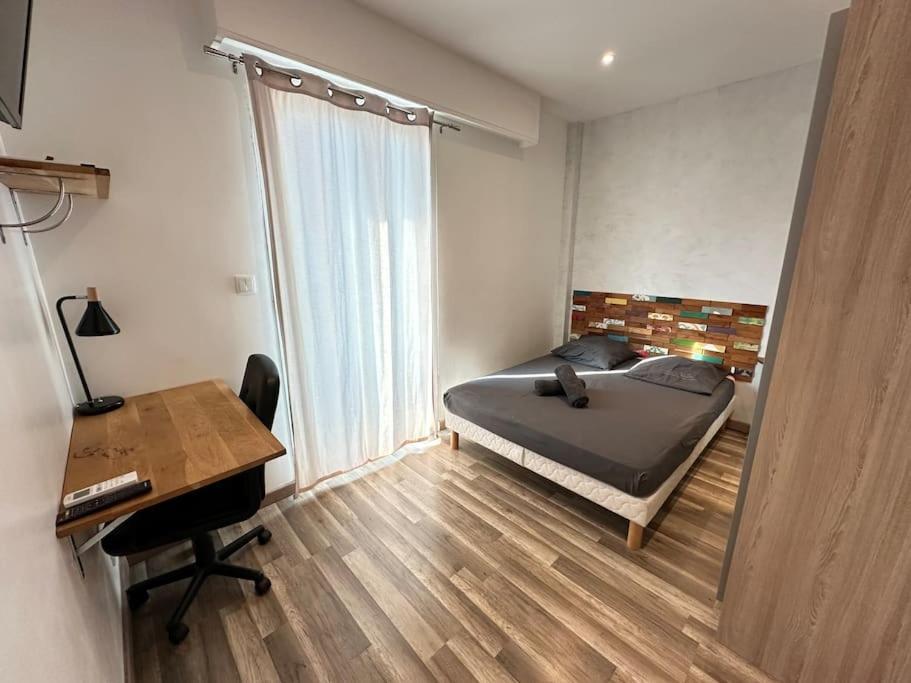 Appartement Avec 4 Chambres Doubles - Proche De La Mer, Des Transports Et De La Promenade Des Anglais Nice Luaran gambar